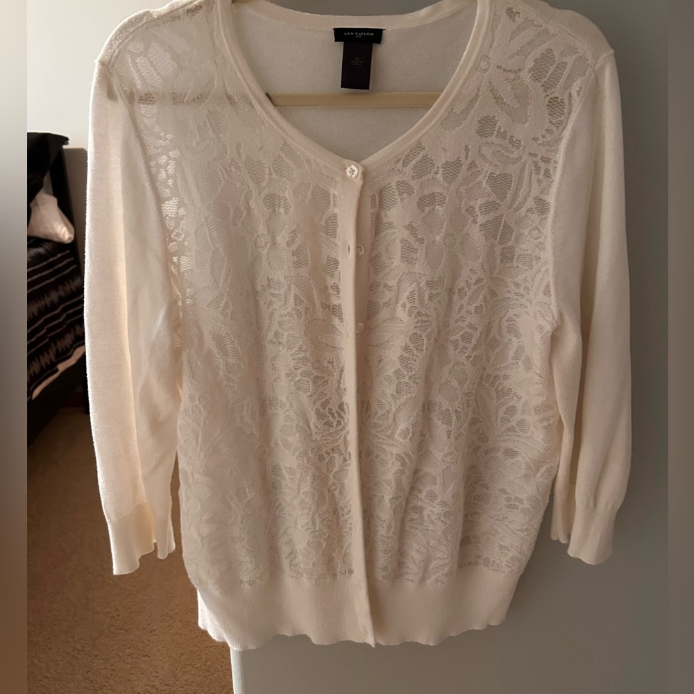 Ann Taylor lightweight cardigan size xl